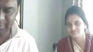 কালো বন্ধু যৌনসঙ্গম একটি পরিপক্ক নারী ক্সক্সক্স সেক্স ভিডিও উপর সব অফিস