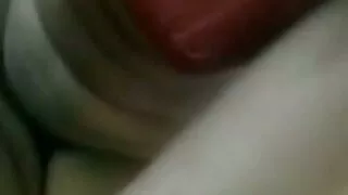স্বর্ণকেশী পুতুল দেয় একটি চমৎকার ব্লজব এবং একটি লোক এর ইতালি সেক্স ভিডিও বল চুষে
