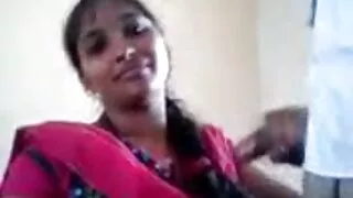 প্রকৃতিতে, শ্যামাঙ্গিনী একটি মসৃণ চেরা মধ্যে ত্রিপুরা সেক্স ভিডিও একটি বড় ফ্যালাস যাক
